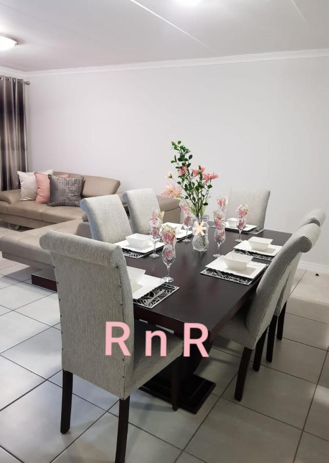 Rnr Crystal Lagoon Apartman Pretoria-Noord Kültér fotó